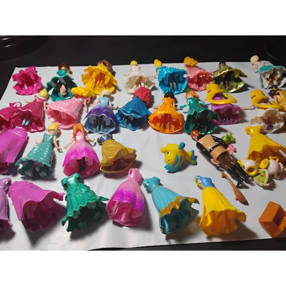 Disney Princess Magiclip Figure Lot 19 Figures Accessories & More - Picture 10 of 10